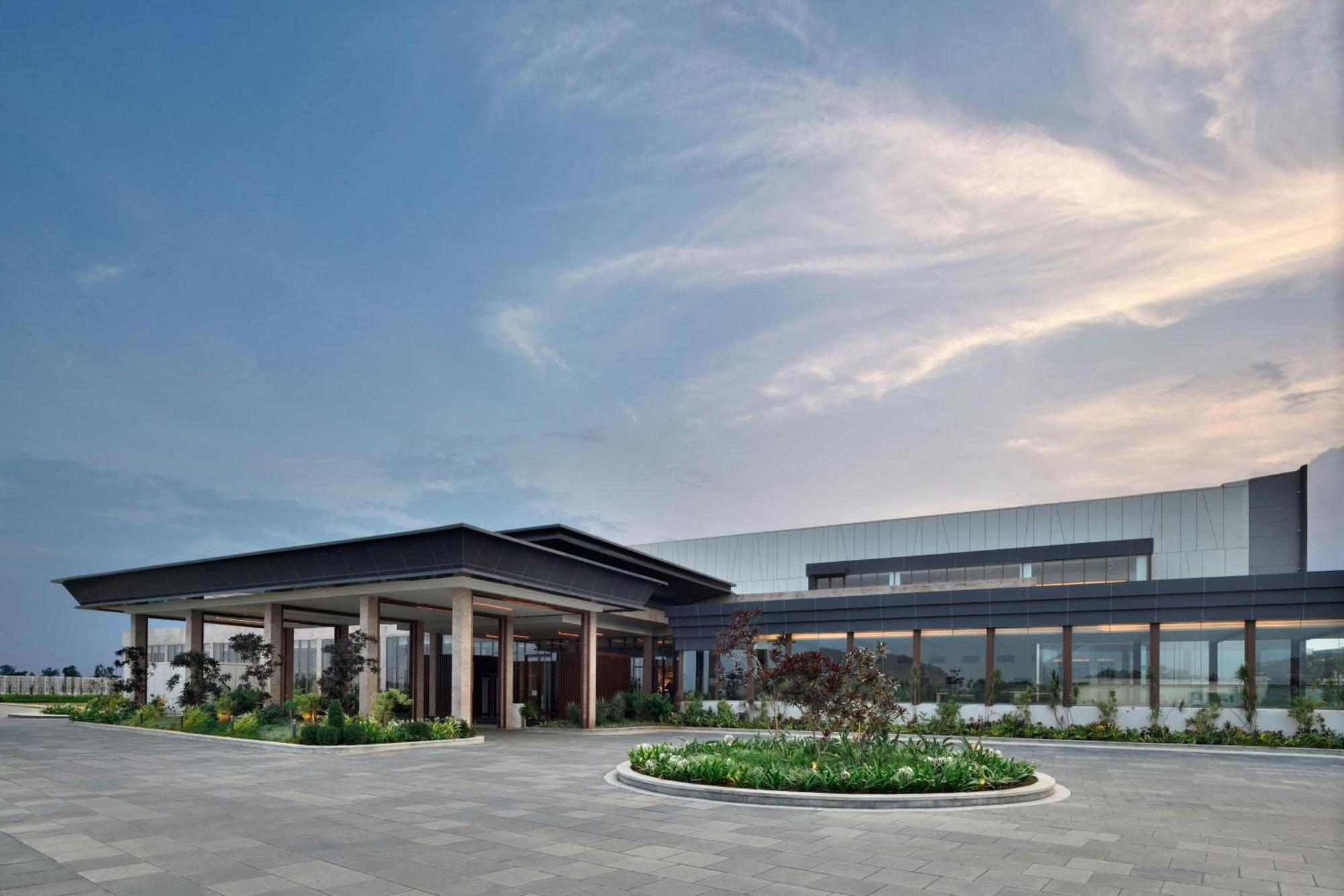 Jw Marriott Hotel Bengaluru Prestige Golfshire Resort & Spa Avati Exterior foto