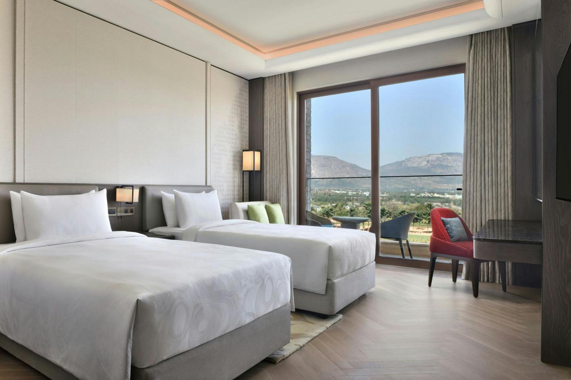 Jw Marriott Hotel Bengaluru Prestige Golfshire Resort & Spa Avati Exterior foto
